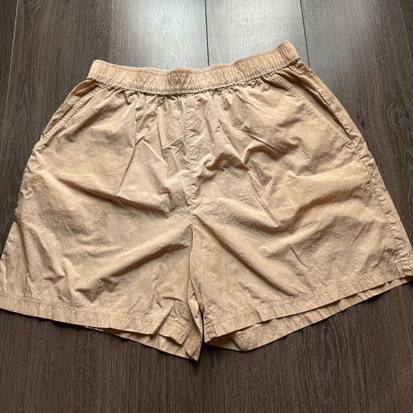 Tna/Aritzia Claremont Short - Picture 1 of 4